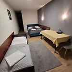 Orle Gniazdo Oda ve Kahvaltı 3*