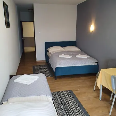 Orle Gniazdo Bed & Breakfast *