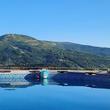 Orle Gniazdo Bed & Breakfast *