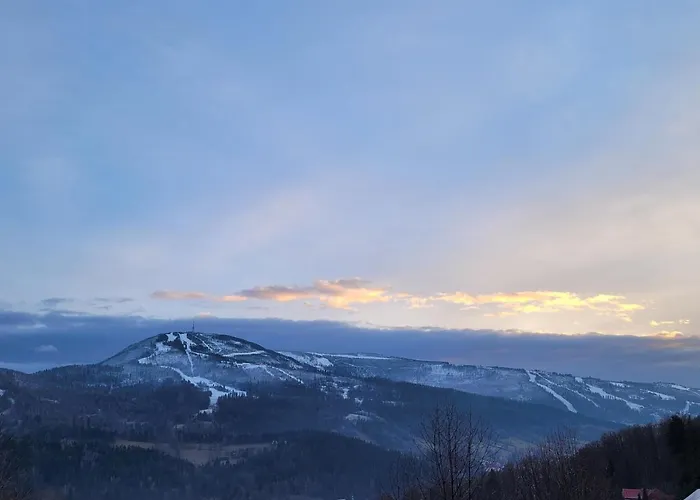 Orle Gniazdo לינה וארוחת בוקר שצ'צ'ירק
