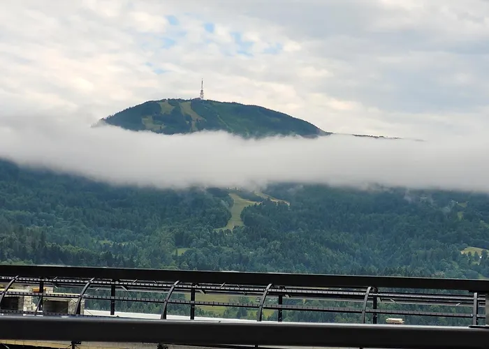 לינה וארוחת בוקר Orle Gniazdo 3*